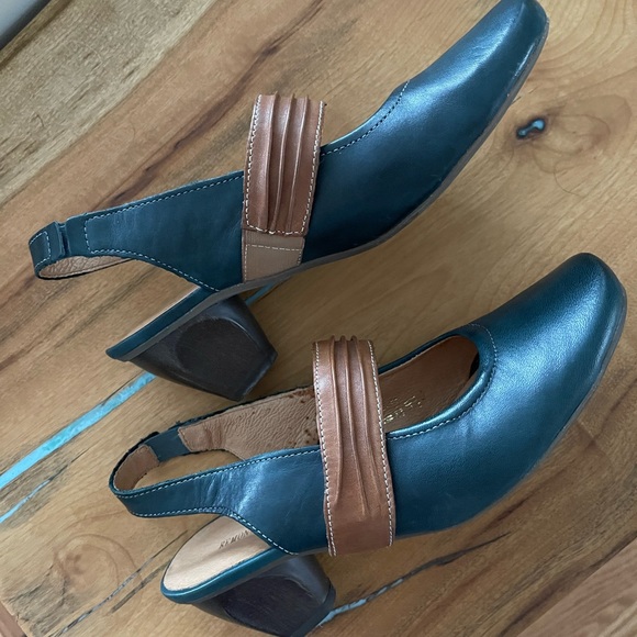 Green & tan maryjane style heels 37 - Picture 4 of 6